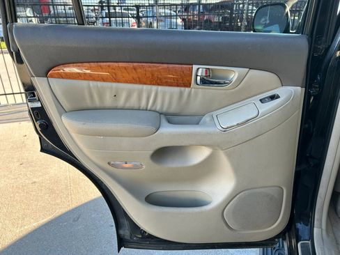 Used 2006 Lexus GX 470 GX 470 Sport Utility 4D image 19