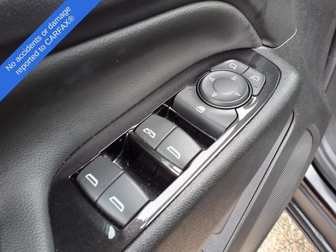 Used 2023 Chevrolet Equinox Premier w/ LPO, Floor Liner Package AWD/4WD image 16