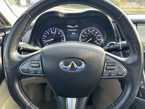 Used 2014 INFINITI Q50 Premium w/ Deluxe Touring Package image 30