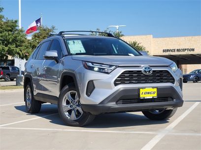 New 2025 Toyota RAV4 XLE