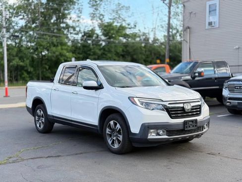 Used 2017 Honda Ridgeline RTL-E image 2