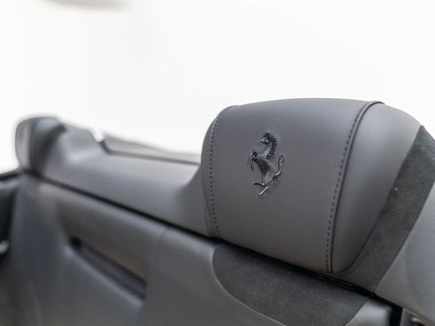 Used 2025 Ferrari Roma Spider image 23