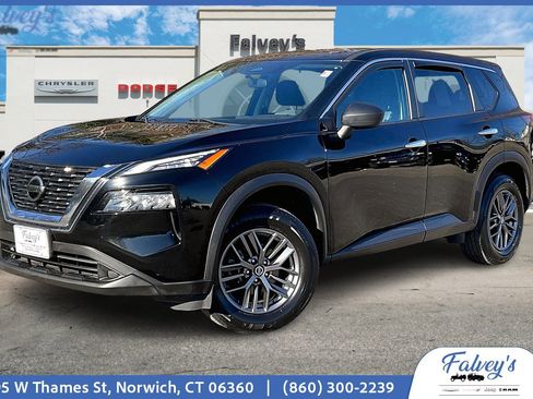 Used 2021 Nissan Rogue S image 1