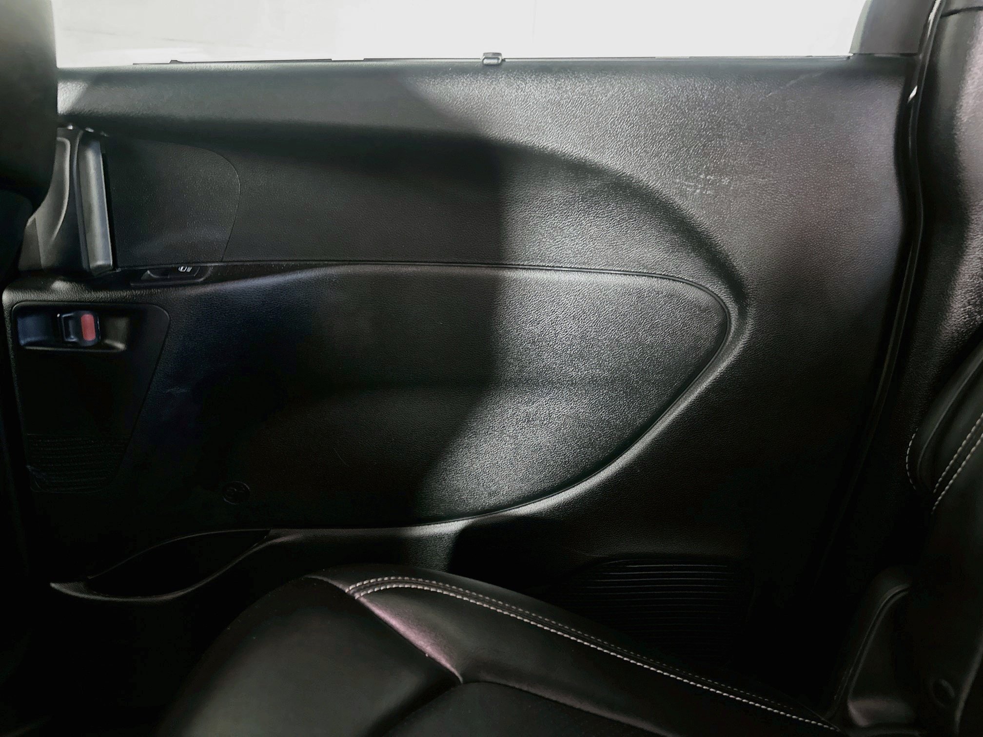 Used 2025 Chrysler Pacifica Select FWD image 25