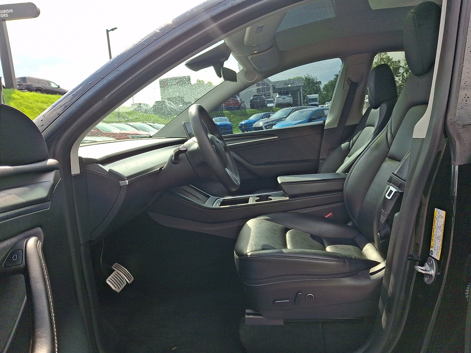Used 2023 Tesla Model Y Performance AWD/4WD image 13
