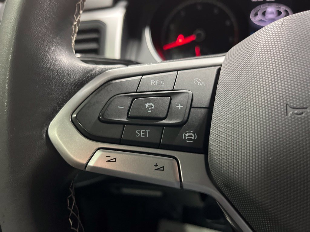 Used 2021 Volkswagen Atlas Cross Sport SE AWD/4WD image 17