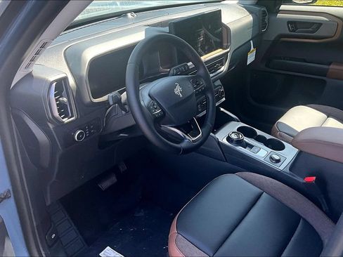 New 2026 Ford Bronco Sport Outer Banks w/ Outer Banks Tech Package+ AWD/4WD image 6