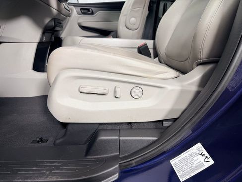 Used 2018 Honda Odyssey EX-L image 21