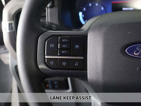 Used 2025 Ford F150 XLT w/ Equipment Group 301A Standard image 3