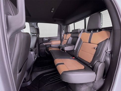 Used 2020 Chevrolet Silverado 2500 High Country w/ Safety Package II image 28