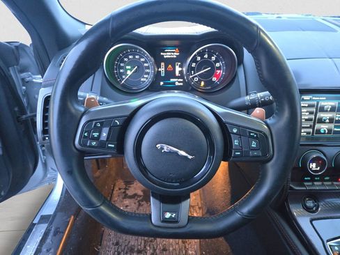 Used 2015 Jaguar F-TYPE R image 13