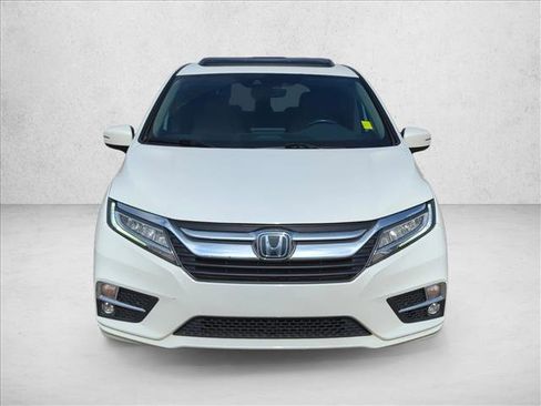 Used 2020 Honda Odyssey Touring image 2