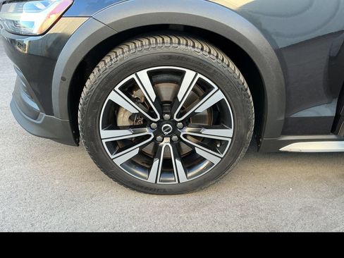 Used 2020 Volvo V60 T5 Cross Country w/ Protection Package Premier AWD/4WD image 27