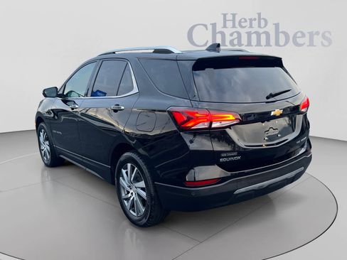 Used 2023 Chevrolet Equinox Premier AWD/4WD image 3
