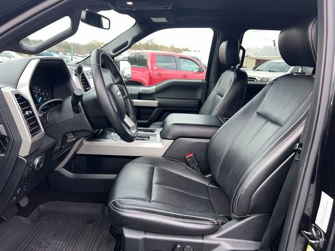 Used 2020 Ford F150 Lariat image 20