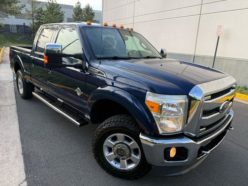Used 2011 Ford F250 Lariat w/ Lariat Ultimate Pkg AWD/4WD image 7