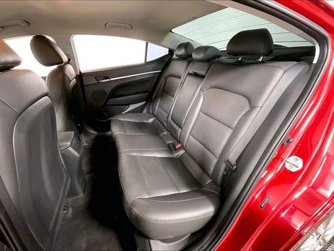 Used 2017 Hyundai Elantra Limited image 24