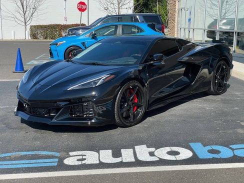 Used 2025 Chevrolet Corvette E-Ray AWD/4WD image 44