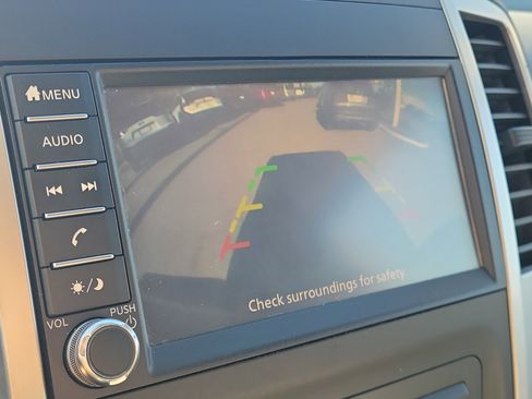 Used 2019 Nissan Frontier SV image 29