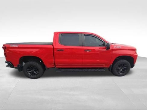 Used 2022 Chevrolet Silverado 1500 Custom Trail Boss w/ Safety Confidence Package AWD/4WD image 8