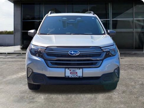 Certified 2025 Subaru Forester Premium w/ Convenience Package #1 AWD/4WD image 5