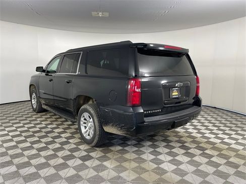 Certified 2017 Chevrolet Suburban LT image 14