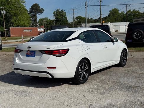 Used 2023 Nissan Sentra SV FWD image 3