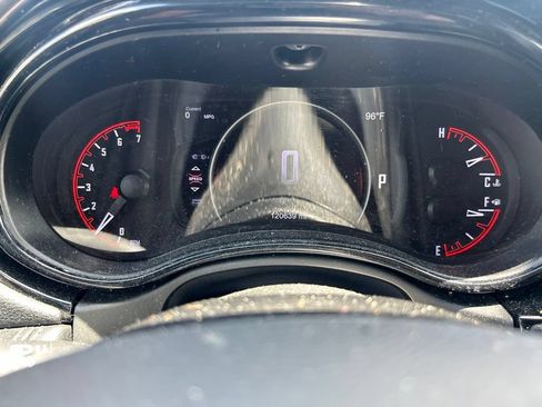 Used 2021 Dodge Durango SXT AWD/4WD image 22