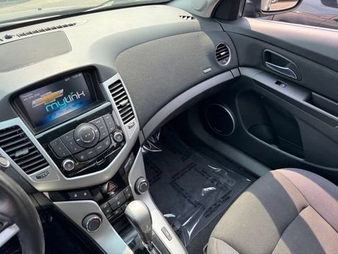 Used 2014 Chevrolet Cruze LT w/ All-Star Edition FWD image 22