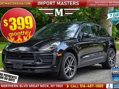 Used 2023 Porsche Macan AWD/4WD image 1