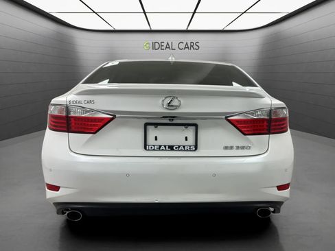 Used 2015 Lexus ES 350 w/ Luxury Package FWD image 6