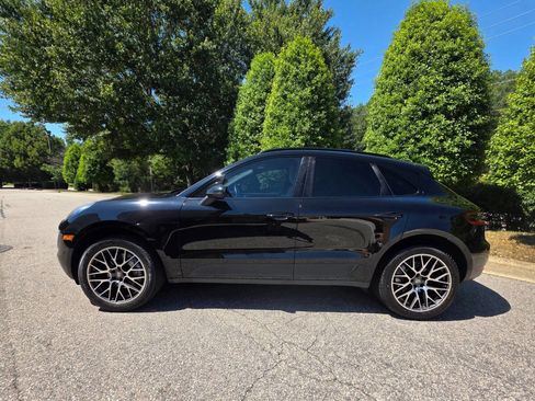 Used 2018 Porsche Macan S AWD/4WD image 2