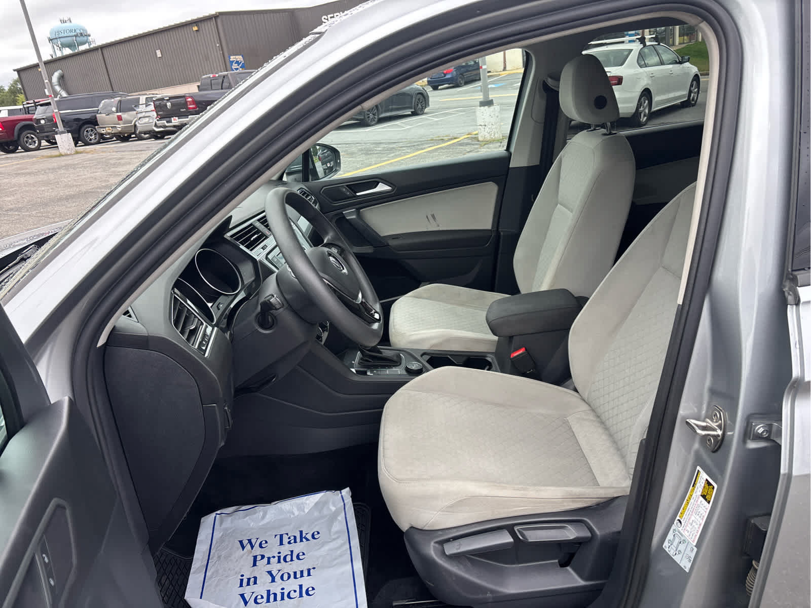 Used 2019 Volkswagen Tiguan S w/ Driver Assistance Package AWD/4WD image 13