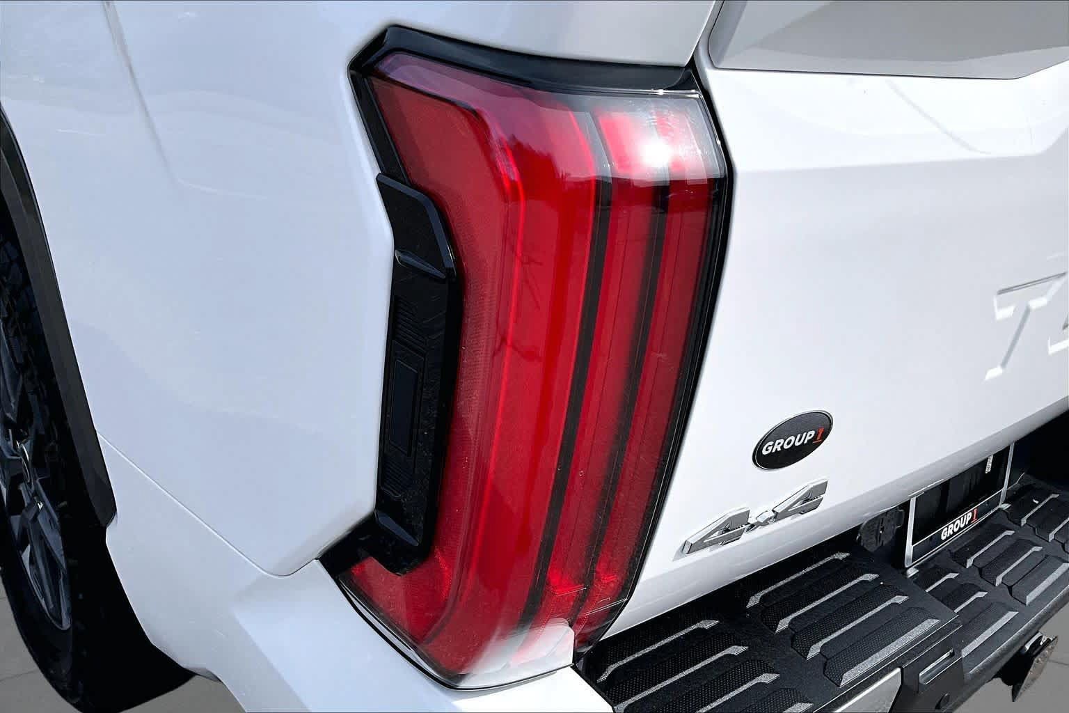 Used 2024 Toyota Tundra Limited AWD/4WD image 28