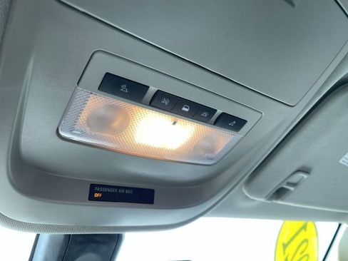 Used 2021 Chevrolet Colorado Z71 w/ Z71 Midnight Edition image 31