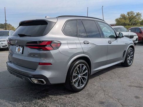 Used 2025 BMW X5 xDrive40i image 5