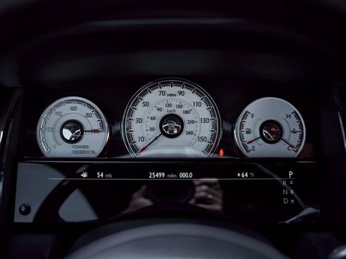 Used 2019 Rolls-Royce Wraith image 56