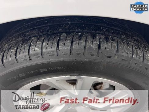 Used 2020 Chevrolet Equinox LT image 17