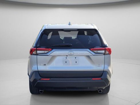 Used 2025 Toyota RAV4 LE image 21