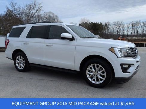 Certified 2021 Ford Expedition XLT image 3