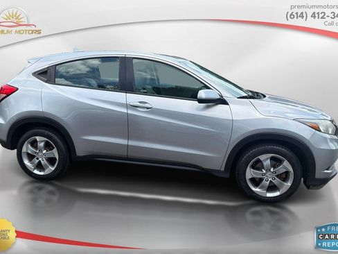 Used 2018 Honda HR-V LX image 6