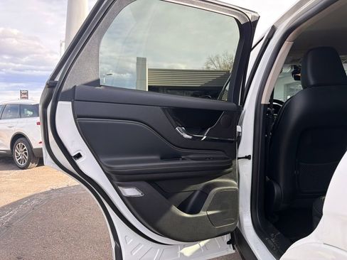 Certified 2024 Lincoln Corsair Premiere w/ Equipment Group 101A image 19