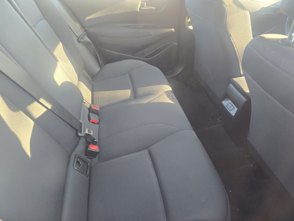 Used 2024 Toyota Corolla LE FWD image 11
