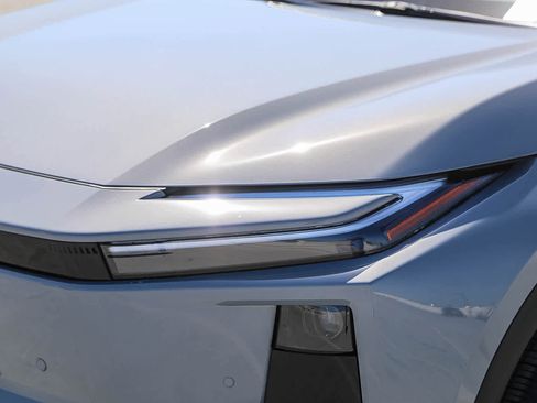 New 2026 Toyota C-HR AWD/4WD image 8