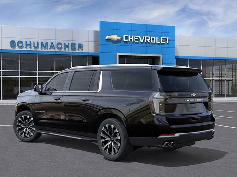 New 2026 Chevrolet Suburban High Country image 3