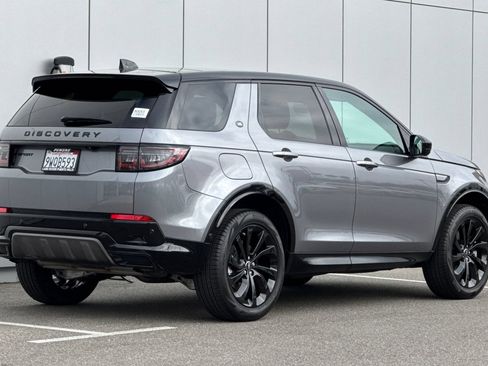 Certified 2025 Land Rover Discovery Sport Dynamic SE AWD/4WD image 5