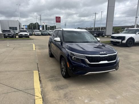 Used 2023 Kia Seltos S FWD image 9