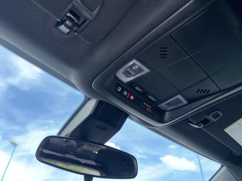 Used 2023 Chevrolet Equinox RS w/ RS Leather Package FWD image 23