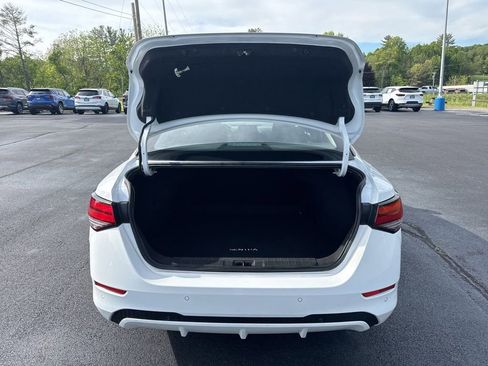 Used 2025 Nissan Sentra SV FWD image 32