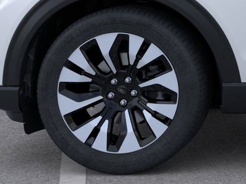 New 2026 Ford Explorer Platinum w/ LUX Leather Package image 19